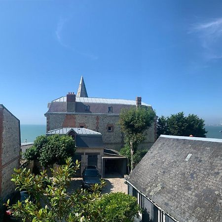 Studio Vue Mer A 2 Min De La Plage Villerville Exterior photo