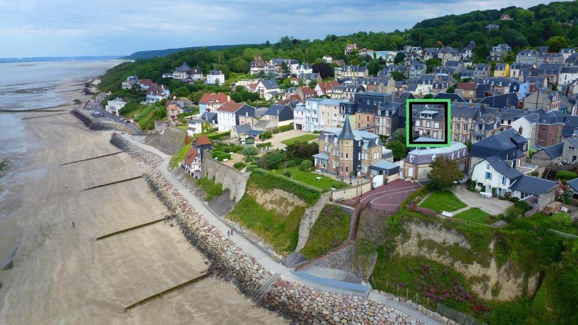 Studio Vue Mer A 2 Min De La Plage Villerville Exterior photo